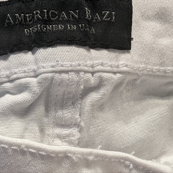 American Bazi white shorts size1x. - Picture 3 of 4